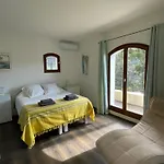 Villa-monti Luxury With Private Pool, Fully Air Conditioned Bedrooms, 5 Star Superhosts! Villa *