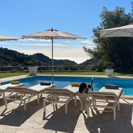 Villa-Monti Luxury Villa With Private Pool, Fully Air Conditioned Bedrooms, 5 Star Superhosts!