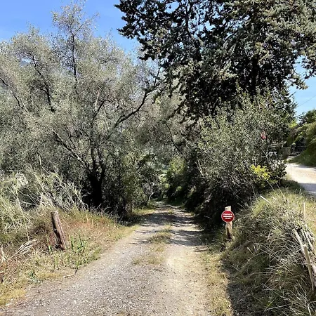 Villa-Monti Luxury Villa With Private Pool, Fully Air Conditioned Bedrooms, 5 Star Superhosts! *