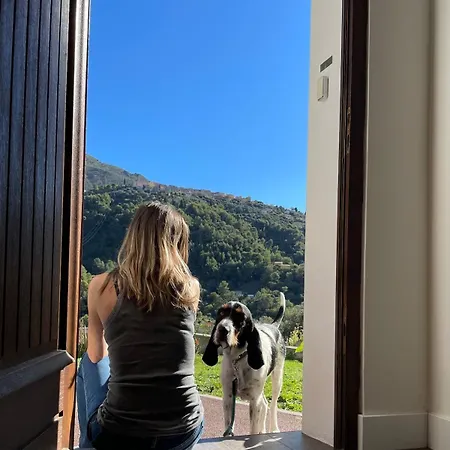 Villa-Monti Luxury Villa With Private Pool, Fully Air Conditioned Bedrooms, 5 Star Superhosts! Menton