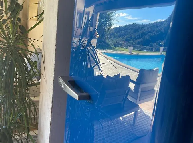 Villa Villa-monti Luxury With Private Pool, Fully Air Conditioned Bedrooms, 5 Star Superhosts!