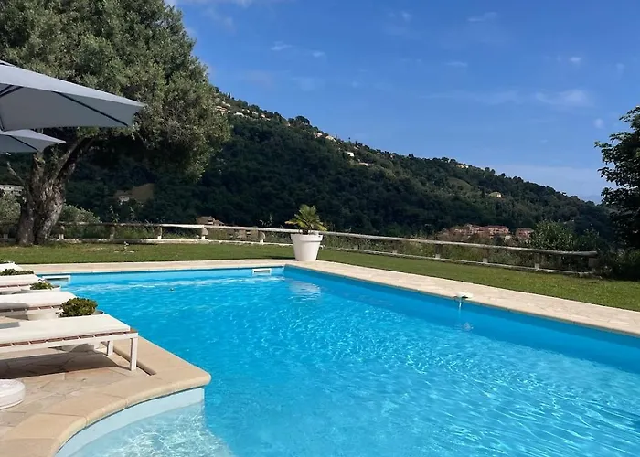 Villa Villa-monti Luxury With Private Pool, Fully Air Conditioned Bedrooms, 5 Star Superhosts!