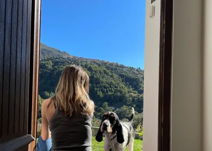 Villa-monti Luxury With Private Pool, Fully Air Conditioned Bedrooms, 5 Star Superhosts! Menton