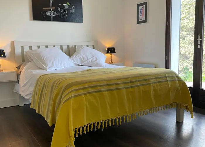 Villa-monti Luxury With Private Pool, Fully Air Conditioned Bedrooms, 5 Star Superhosts! Menton